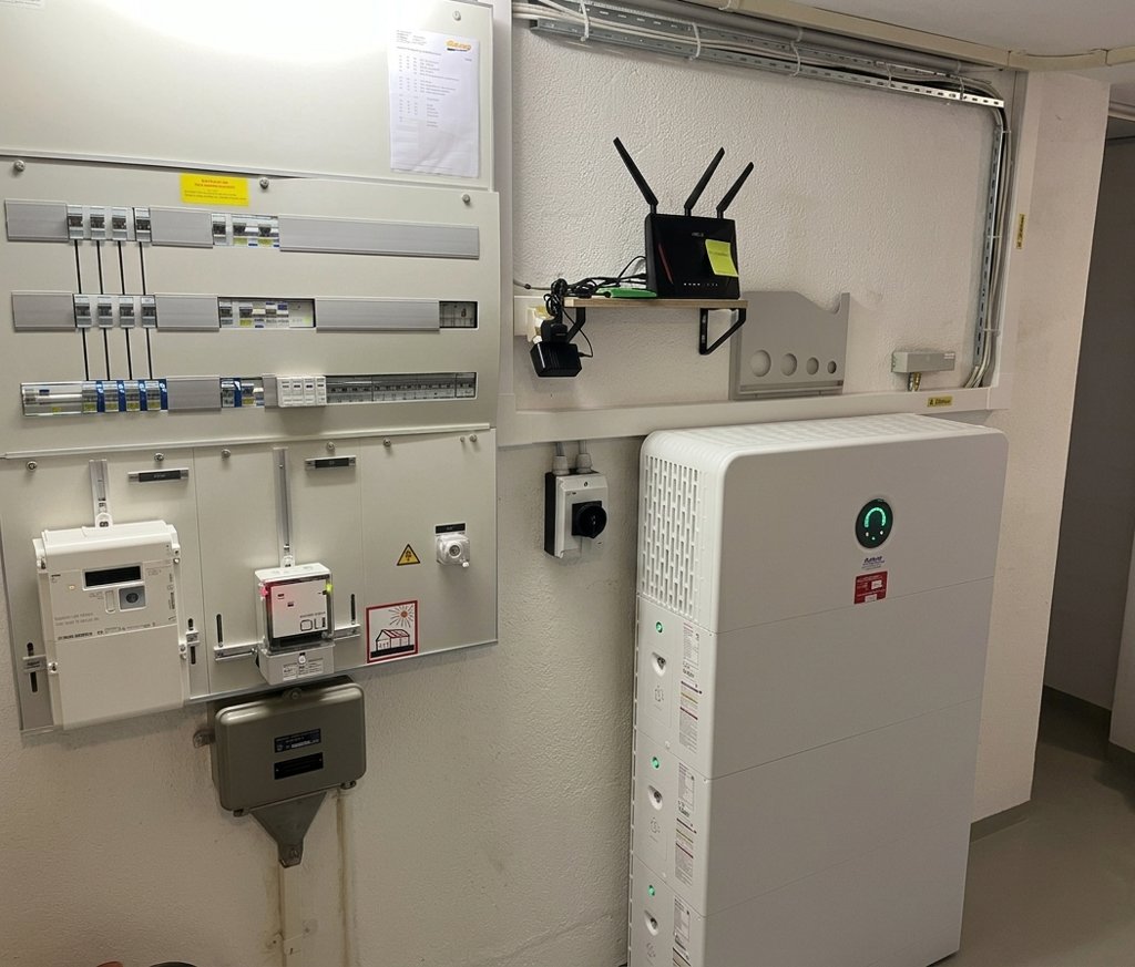 PV-Anlage 22 kWp inkl. Batteriespeicher und Loxone Energiemanagement in Langenthal