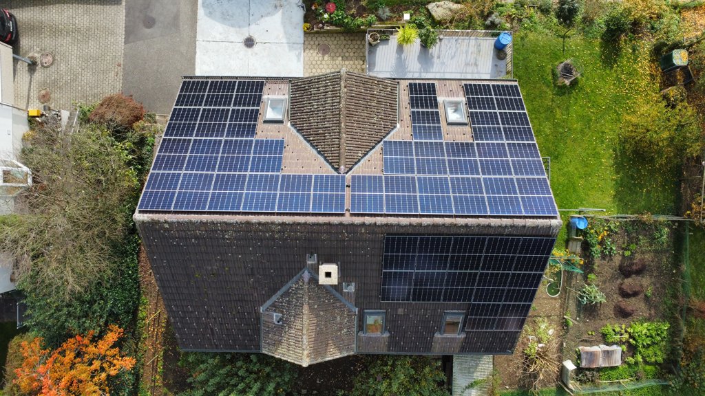 PV-Anlage 19.2 kWp mit Solarmanager in Thörigen