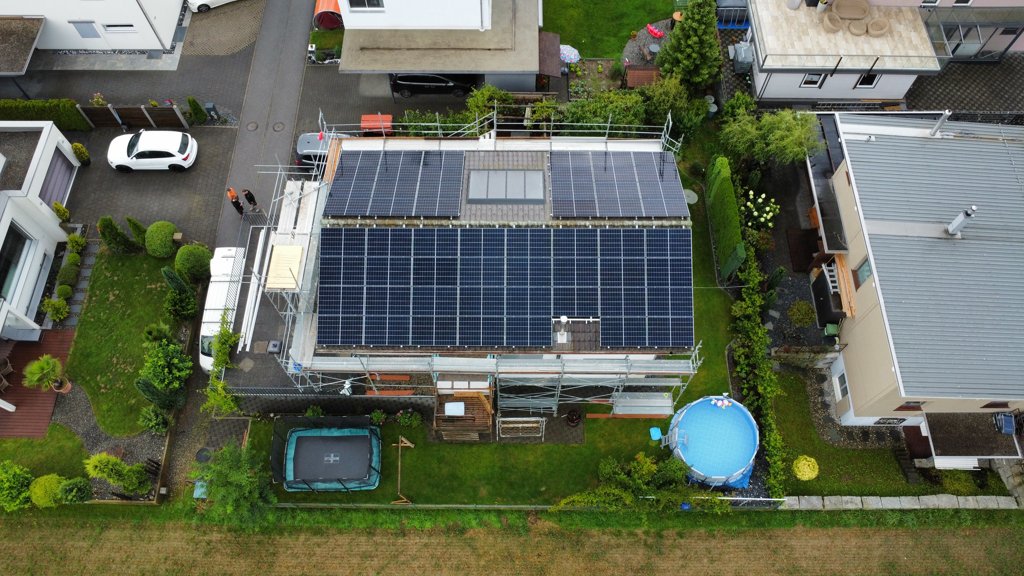PV-Anlage 26.4 kWp inkl. Batteriespeicher in Schötz